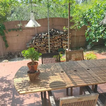 Dans Maison En Garrigue Nimoise 홈스테이 님